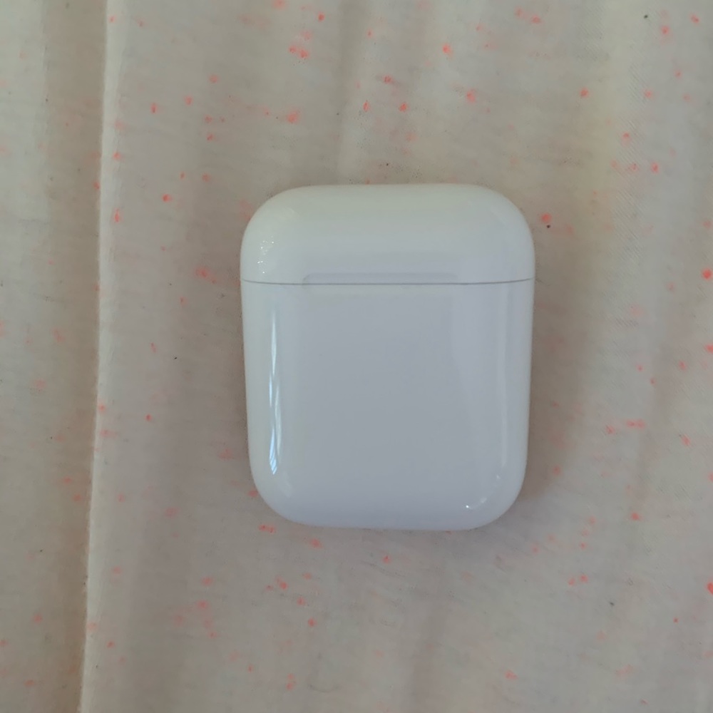 Apple AirPods